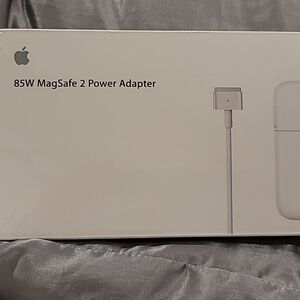 85 W MagSafe 2 Power Adapter